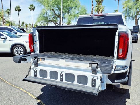 Used 2021 GMC Sierra 3500 Denali w/ Denali Ultimate Package image 11