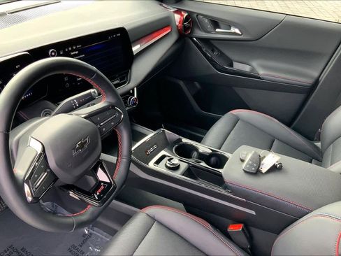 Used 2025 Chevrolet Equinox RS w/ Safety and Technology Package image 14