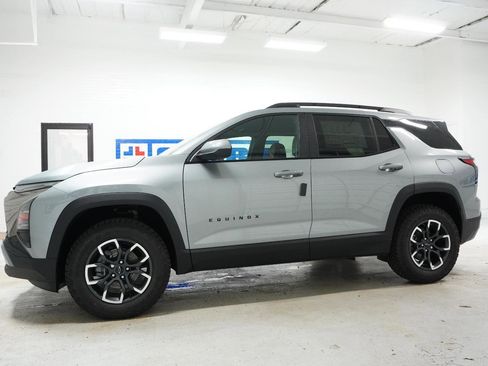 New 2026 Chevrolet Equinox ACTIV w/ Convenience Package III image 11