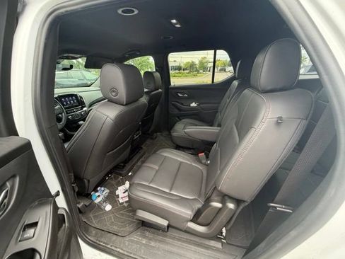 Used 2023 Chevrolet Traverse RS w/ LPO, Floor Liner Package AWD/4WD image 15