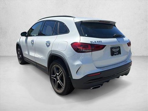 Used 2022 Mercedes-Benz GLA 250 4MATIC image 6