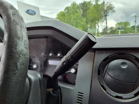 Used 2012 Ford F250 XL w/ PWR Equipment Group image 10