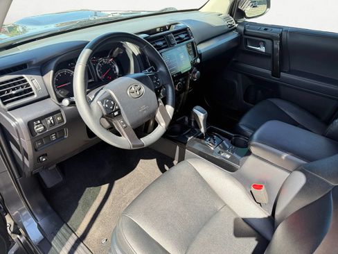 Used 2021 Toyota 4Runner TRD Off-Road Premium w/ Moonroof Package AWD/4WD image 13