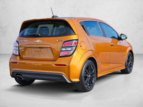 Used 2017 Chevrolet Sonic Premier w/ Driver Confidence Package image 5