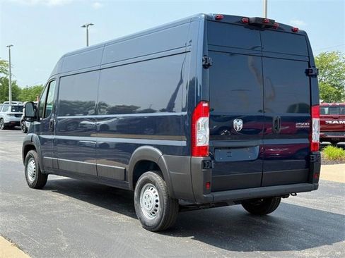 New 2025 RAM ProMaster 2500 w/ Premium Convenience Group image 5