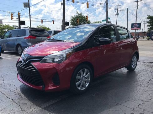Used 2016 Toyota Yaris L FWD image 4