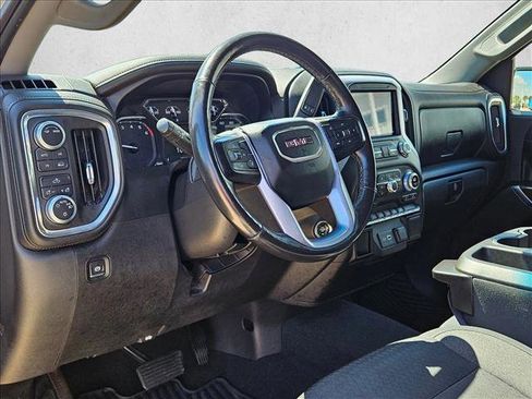 Used 2020 GMC Sierra 1500 SLE w/ SLE Value Package AWD/4WD image 10
