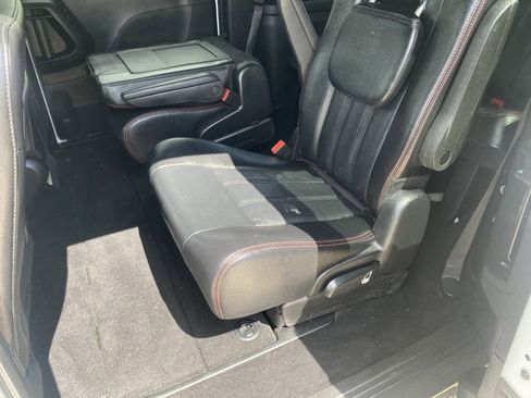 Used 2019 Dodge Grand Caravan GT FWD image 13
