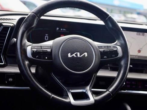 Certified 2023 Kia Sportage X-Line image 5