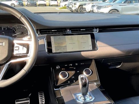 Used 2023 Land Rover Range Rover Evoque R-Dynamic SE AWD/4WD image 9