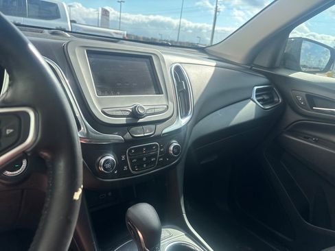 Used 2022 Chevrolet Equinox LT image 15