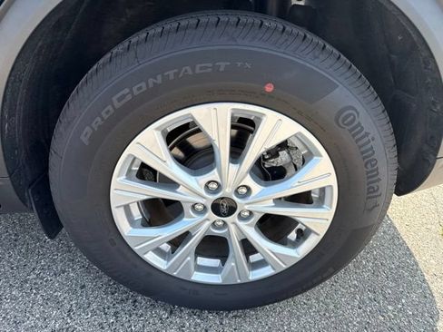 Used 2023 Ford Escape Active w/ Tech Pack #2 AWD/4WD image 4