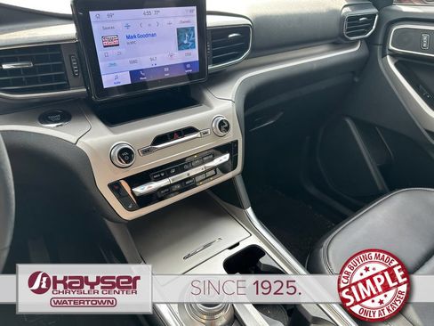 Used 2023 Ford Explorer XLT w/ Equipment Group 202A AWD/4WD image 10