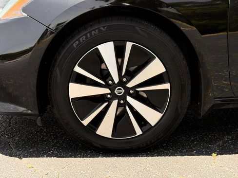 Used 2019 Nissan Altima 2.5 S AWD/4WD image 15