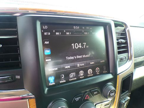 Used 2013 RAM 2500 Longhorn w/ Convenience Group AWD/4WD image 18