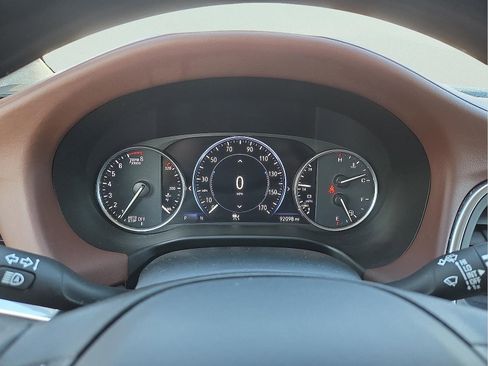 Used 2020 Buick Enclave Avenir w/ Avenir Technology Package image 23