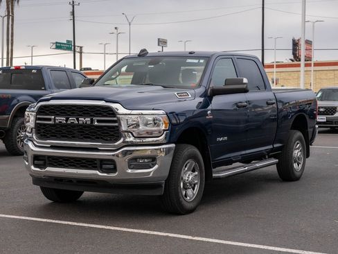 Used 2022 RAM 2500 Tradesman image 3