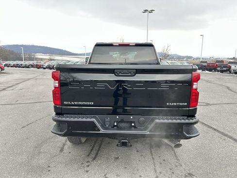 New 2026 Chevrolet Silverado 2500 Custom w/ Custom Value Package image 6