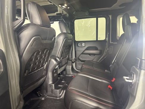 Used 2019 Jeep Wrangler Unlimited Rubicon image 12