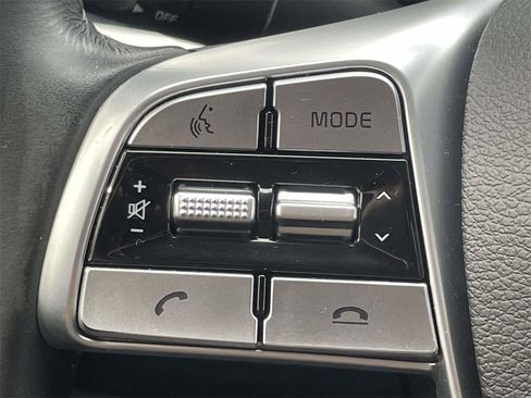 Used 2022 Kia Telluride LX image 22