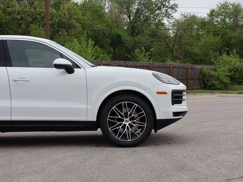 New 2026 Porsche Cayenne AWD/4WD image 10