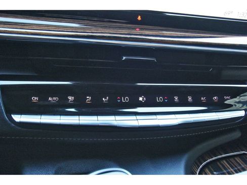 Certified 2024 Cadillac Escalade Luxury image 24