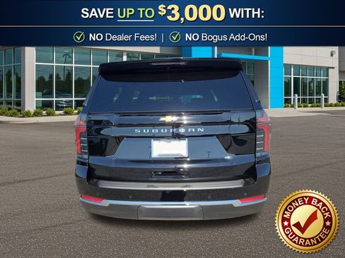 Used 2026 Chevrolet Suburban LS RWD image 8