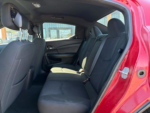 Used 2013 Dodge Avenger SE FWD image 15