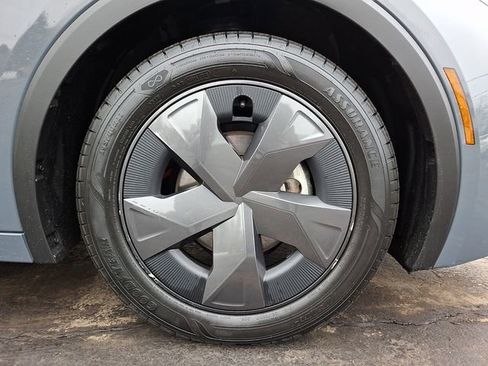 Used 2024 Toyota Prius LE image 8