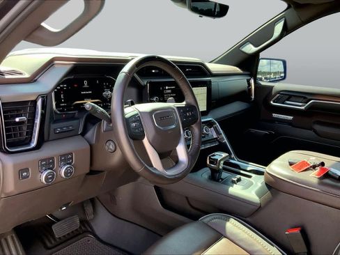 Used 2026 GMC Sierra 1500 Denali AWD/4WD image 17
