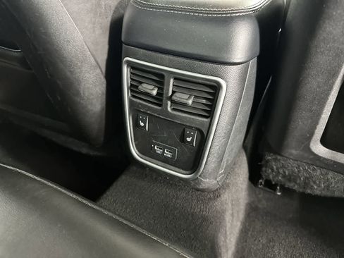 Used 2021 Dodge Charger SXT w/ Leather Interior Group RWD image 27