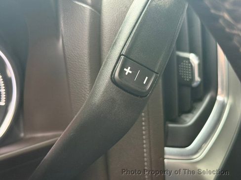 Used 2022 Chevrolet Silverado 2500 LTZ w/ LTZ Convenience Package image 28