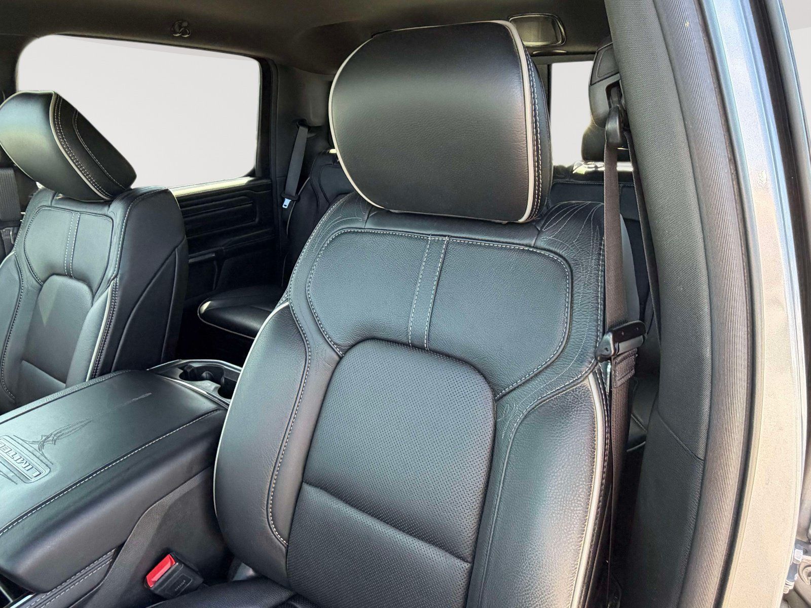 Used 2022 RAM 1500 Limited w/ Night Edition AWD/4WD image 22