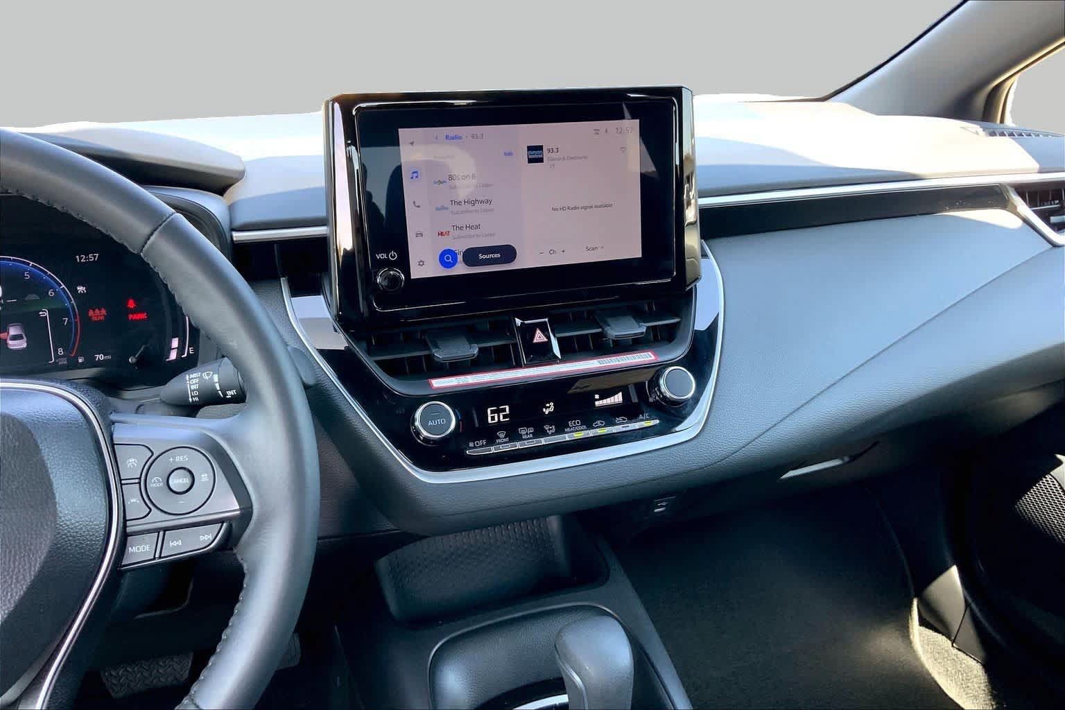Used 2026 Toyota Corolla SE FWD image 7