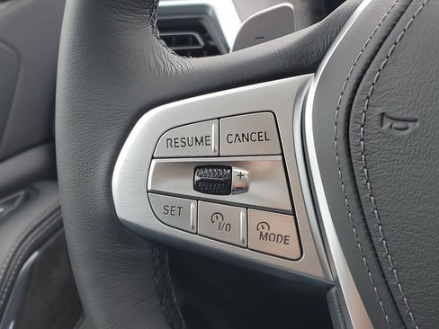 New 2026 BMW X7 xDrive40i w/ Premium Package image 12