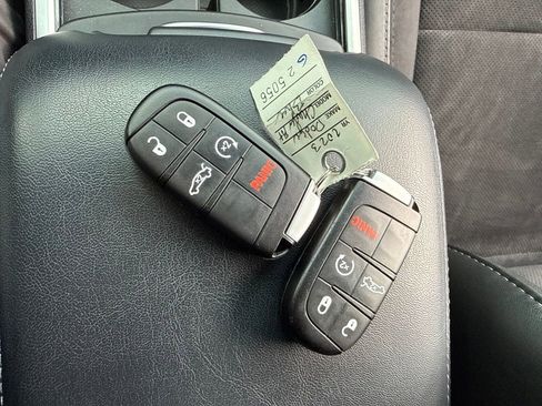 Used 2023 Dodge Charger R/T w/ Plus Group RWD image 26