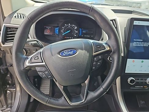 Used 2024 Ford Edge SEL image 12