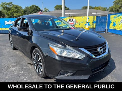 Used 2018 Nissan Altima 2.5 SV FWD image 1