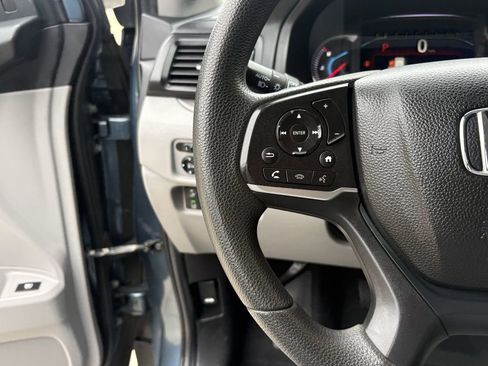 Used 2021 Honda Pilot EX image 16