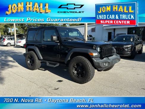 Used 2024 Jeep Wrangler Sport AWD/4WD image 1