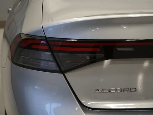 Used 2024 Honda Accord EX image 4