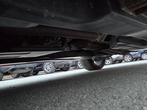 Used 2017 Jaguar F-PACE Prestige image 62