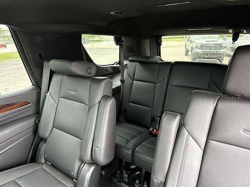 Used 2021 Cadillac Escalade Luxury AWD/4WD image 26