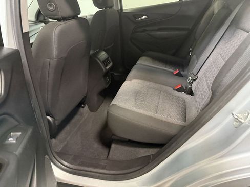 Used 2022 Chevrolet Equinox LT image 43