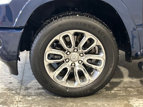Used 2022 RAM 1500 Laramie w/ Sport Appearance Package image 11