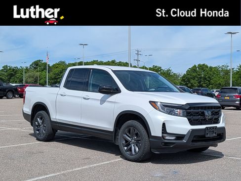 Used 2024 Honda Ridgeline Sport image 1