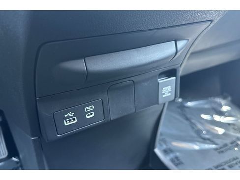 Certified 2026 Honda Odyssey EX-L image 32