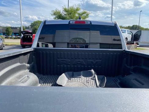 Used 2023 RAM 1500 Big Horn AWD/4WD image 7