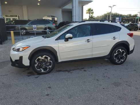 Used 2021 Subaru Crosstrek 2.5i Limited w/ Moonroof Package 1 AWD/4WD image 2