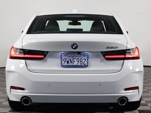 Used 2026 BMW 330i Sedan w/ Premium Package RWD image 5